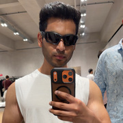 Umar 32 London